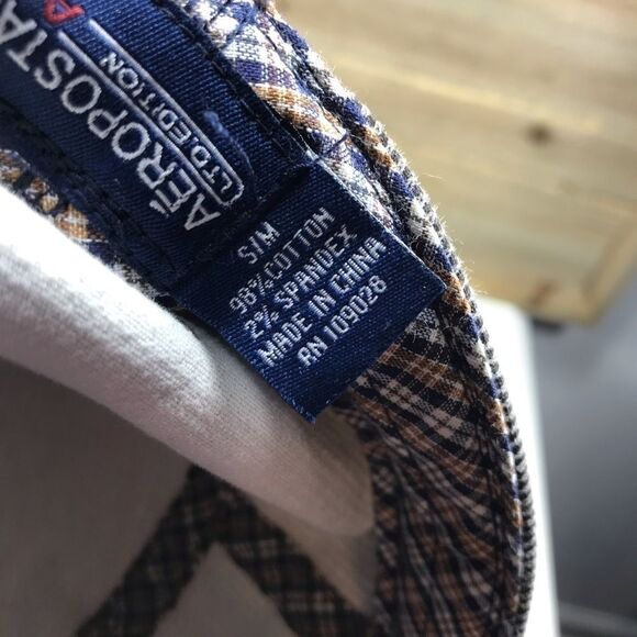 Aero Distressed Cap    - Picture 4 of 6